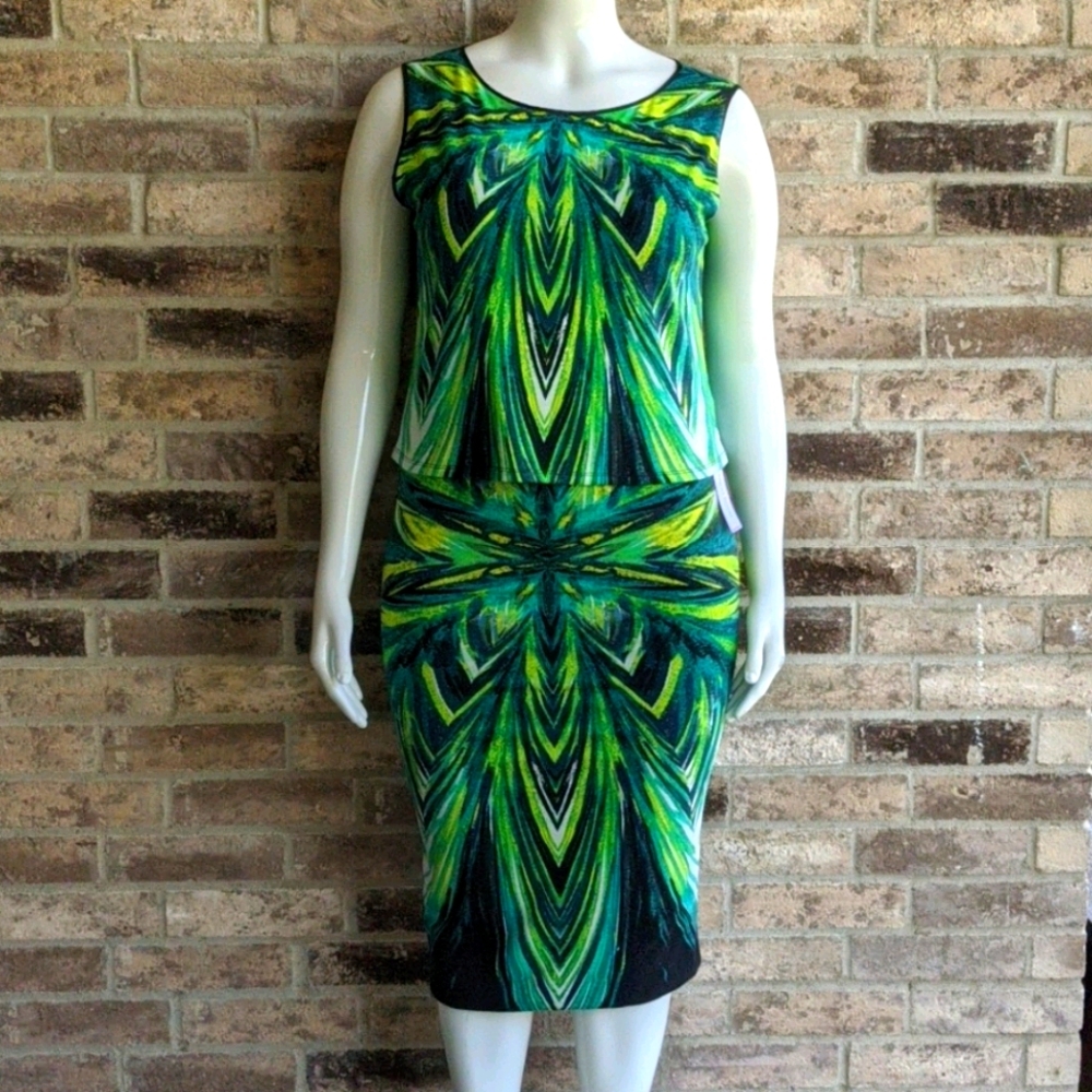 Green multicolored sleeveless top